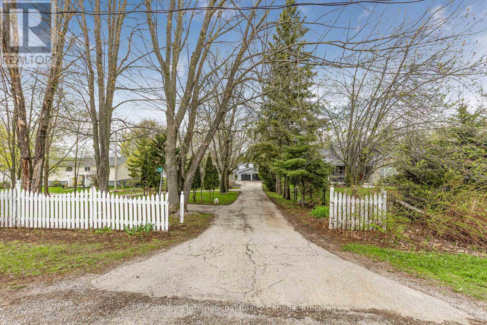 266 Port Hoover Road, Kawartha Lakes, Ontario  K0M 2C0 - Photo 6 - X12276953