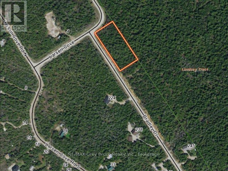 Pt Lt16 Bradley Drive, Northern Bruce Peninsula, Ontario  N0H 1Z0 - Photo 2 - X12277007