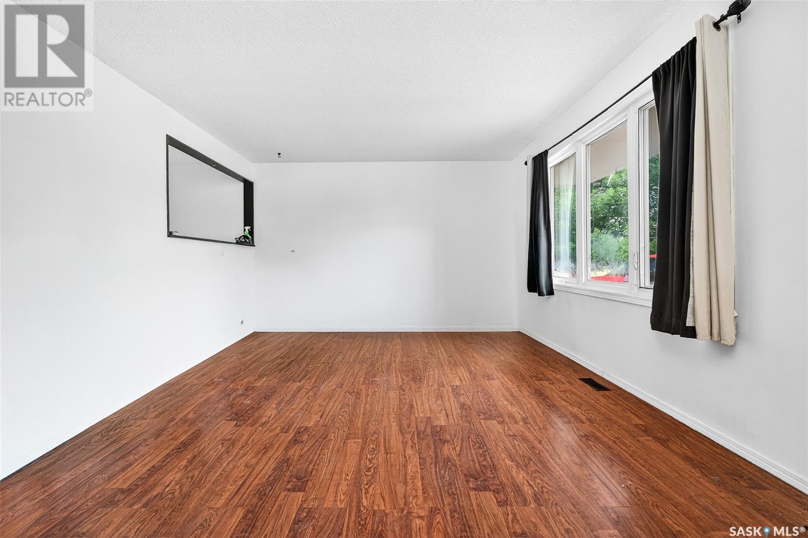 Property at 1431 Warner STREET image 4