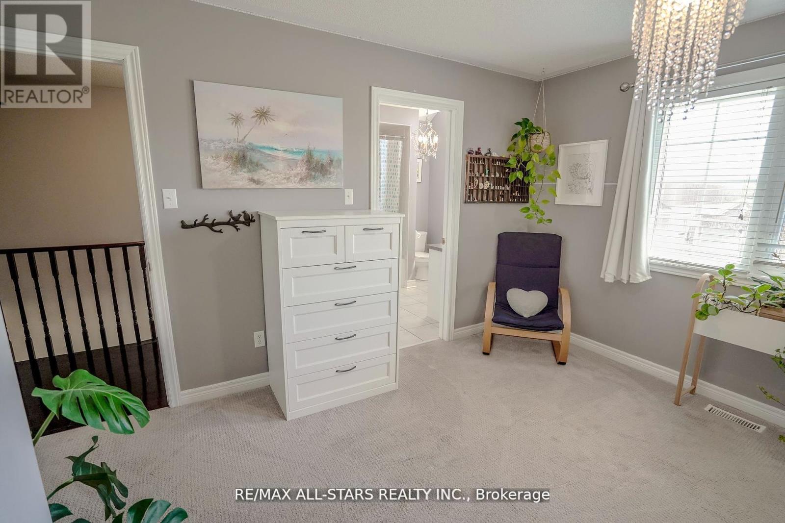 Property at 3 FURLAN COURT image 3