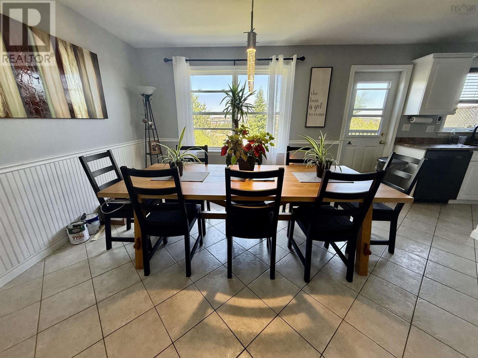 Property at 153 Beech Tree Run image 4