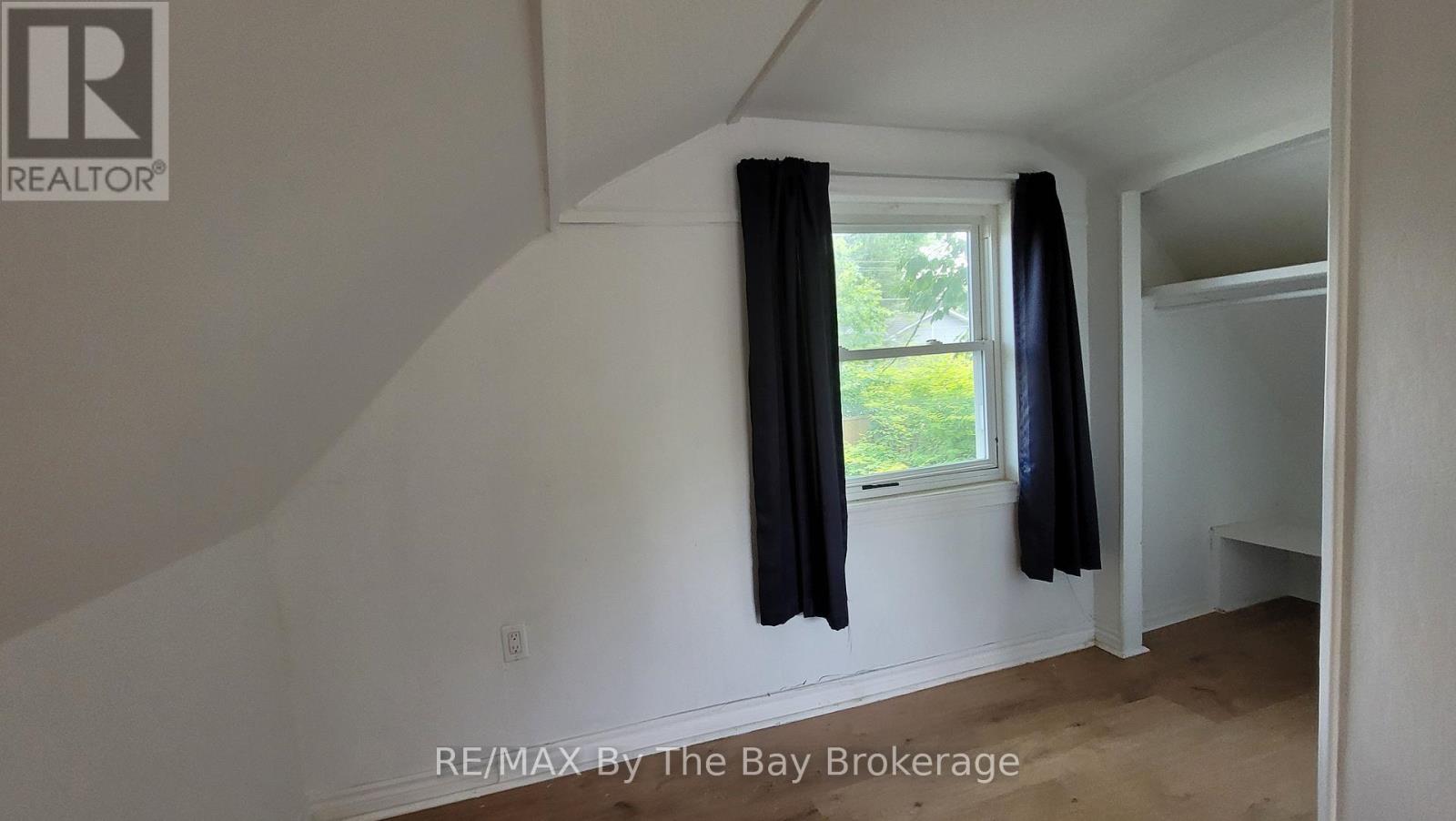 23 Glen Street, Wasaga Beach, Ontario  L9Z 2K5 - Photo 29 - S12277089