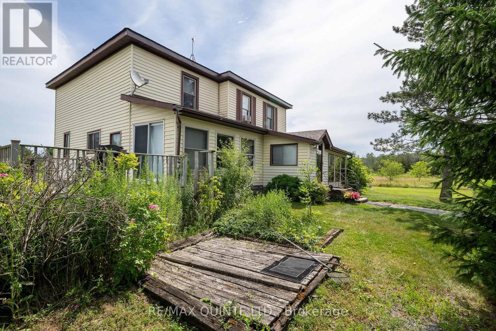Property at 595 ELMBROOK ROAD image 3