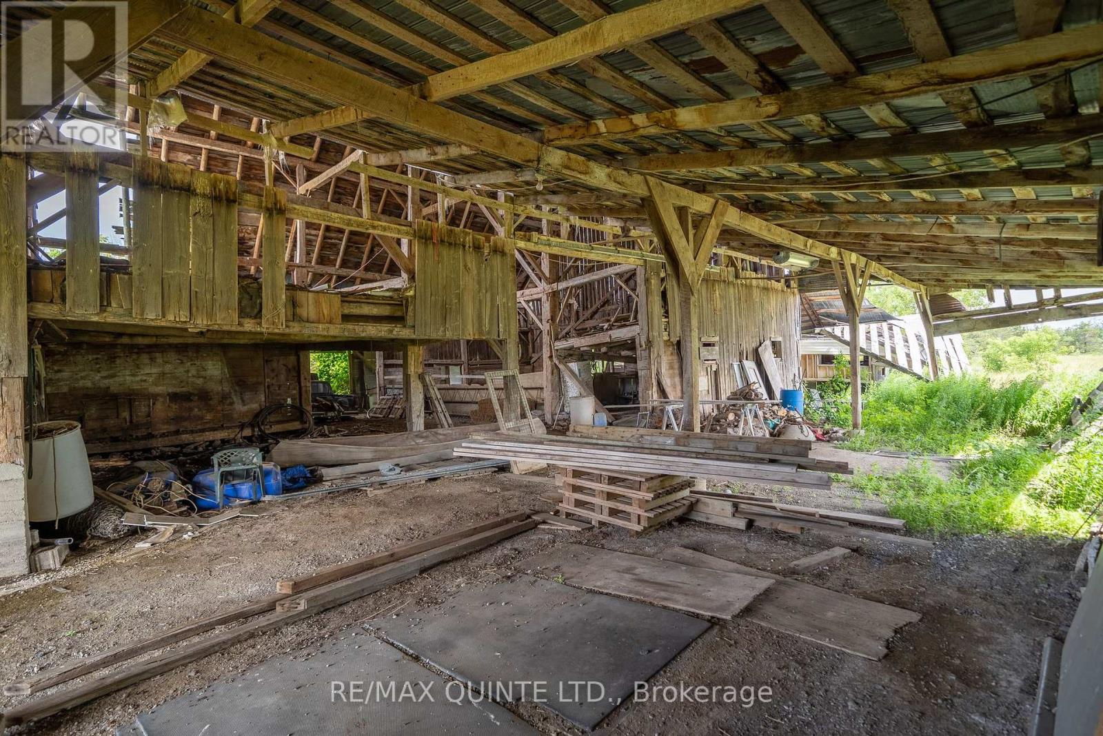 595 Elmbrook Road, Prince Edward County, Ontario  K0K 2T0 - Photo 40 - X12277073