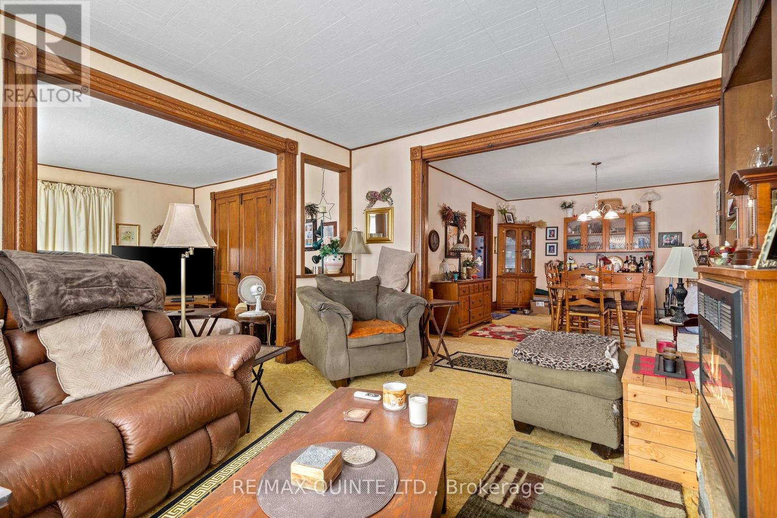 595 Elmbrook Road, Prince Edward County (Sophiasburg Ward), Ontario  K0K 2T0 - Photo 13 - X12277081