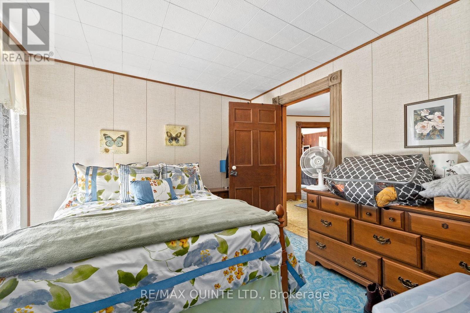 595 Elmbrook Road, Prince Edward County (Sophiasburg Ward), Ontario  K0K 2T0 - Photo 23 - X12277081