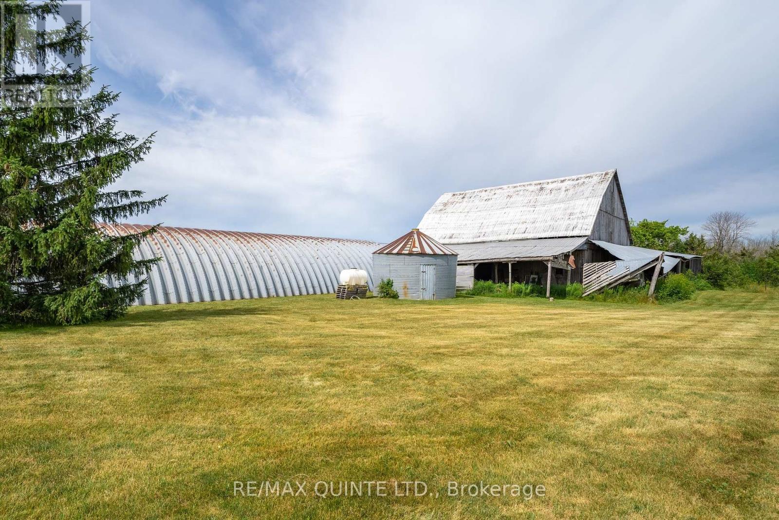 595 Elmbrook Road, Prince Edward County (Sophiasburg Ward), Ontario  K0K 2T0 - Photo 35 - X12277081