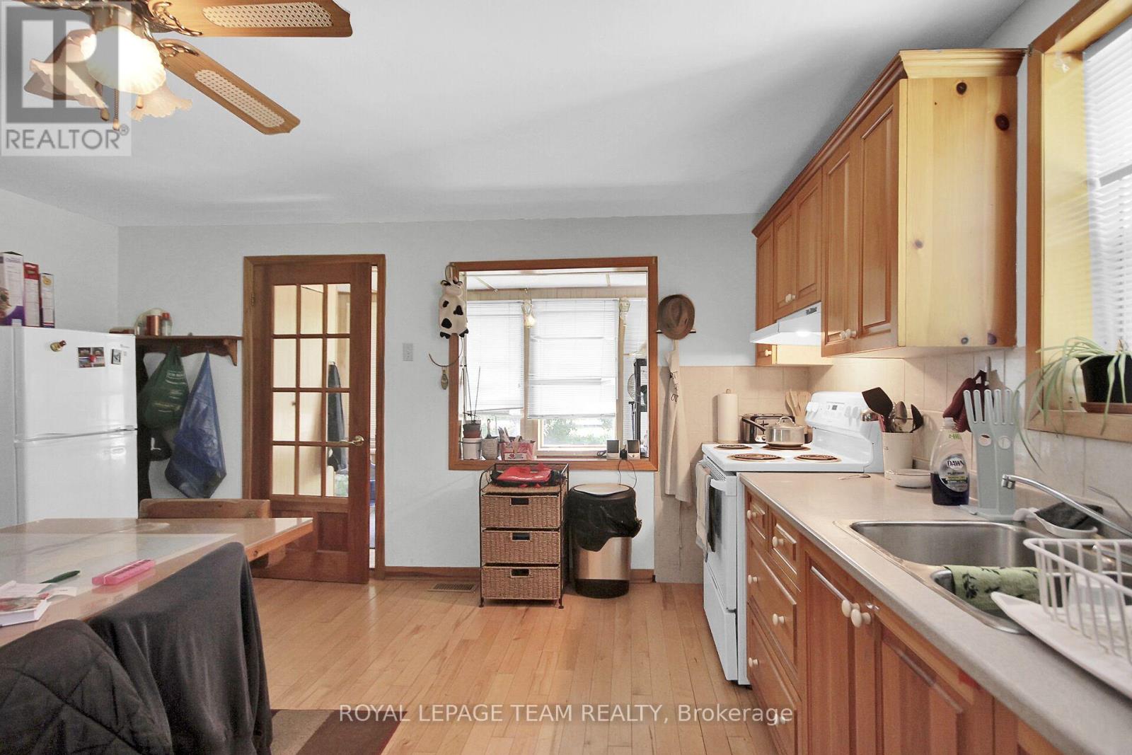 Property at 1429 BALMORAL DRIVE N image 5