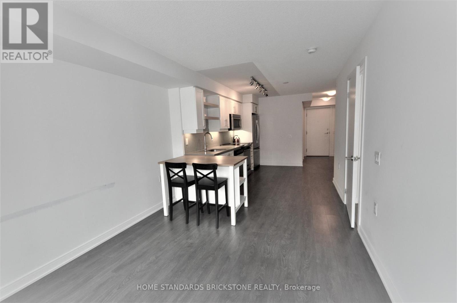 1221 - 525 Adelaide Street W, Toronto, Ontario  M5V 0N7 - Photo 4 - C12276871