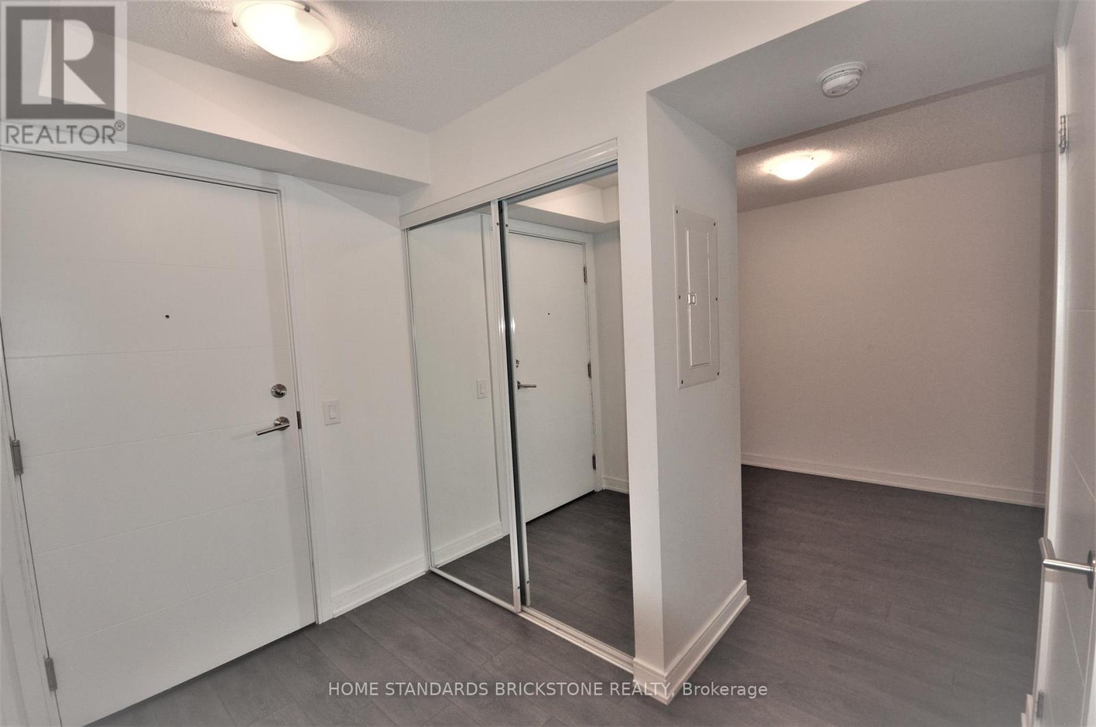 1221 - 525 Adelaide Street W, Toronto, Ontario  M5V 0N7 - Photo 7 - C12276871