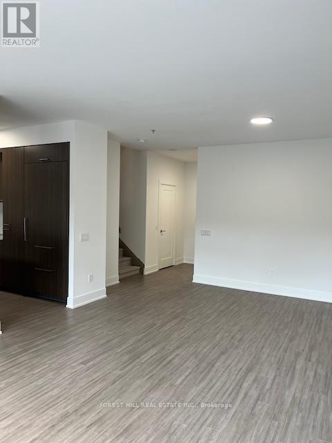 Th8 - 310 Tweedsmuir Avenue, Toronto, Ontario  M5P 2Y2 - Photo 8 - C12276903