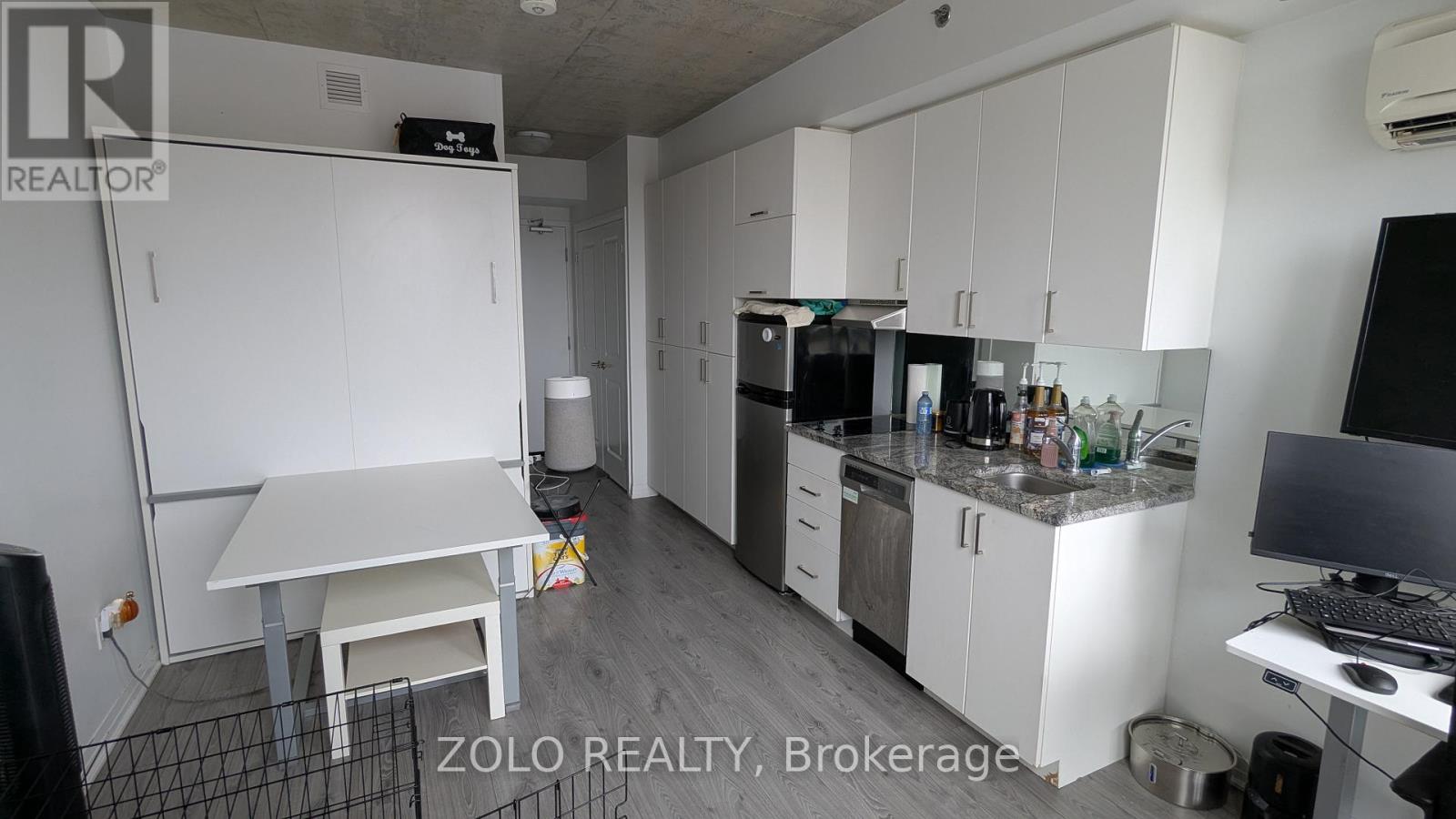 Property at 237 - 1900 SIMCOE STREET N image 4