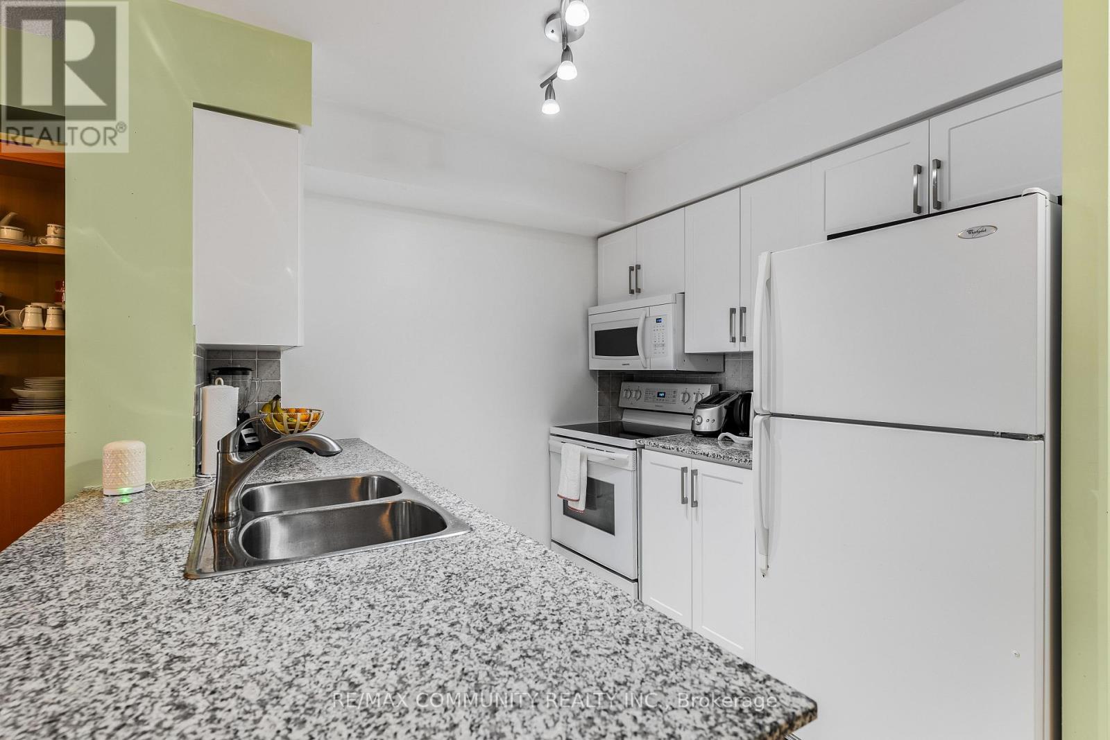809 - 83 Borough Drive, Toronto, Ontario  M1P 5E4 - Photo 5 - E12277027