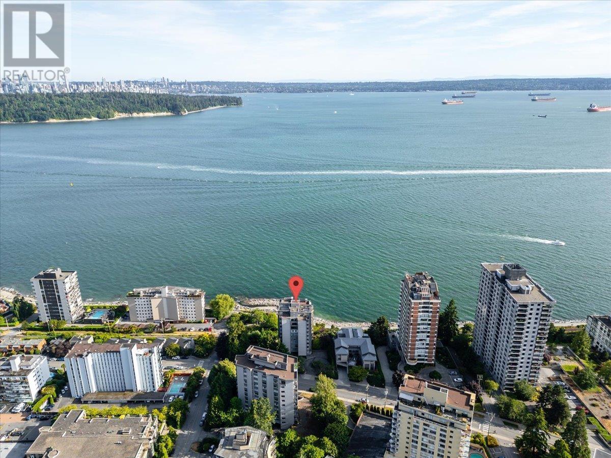 Property at 202 1930 BELLEVUE AVENUE image 3