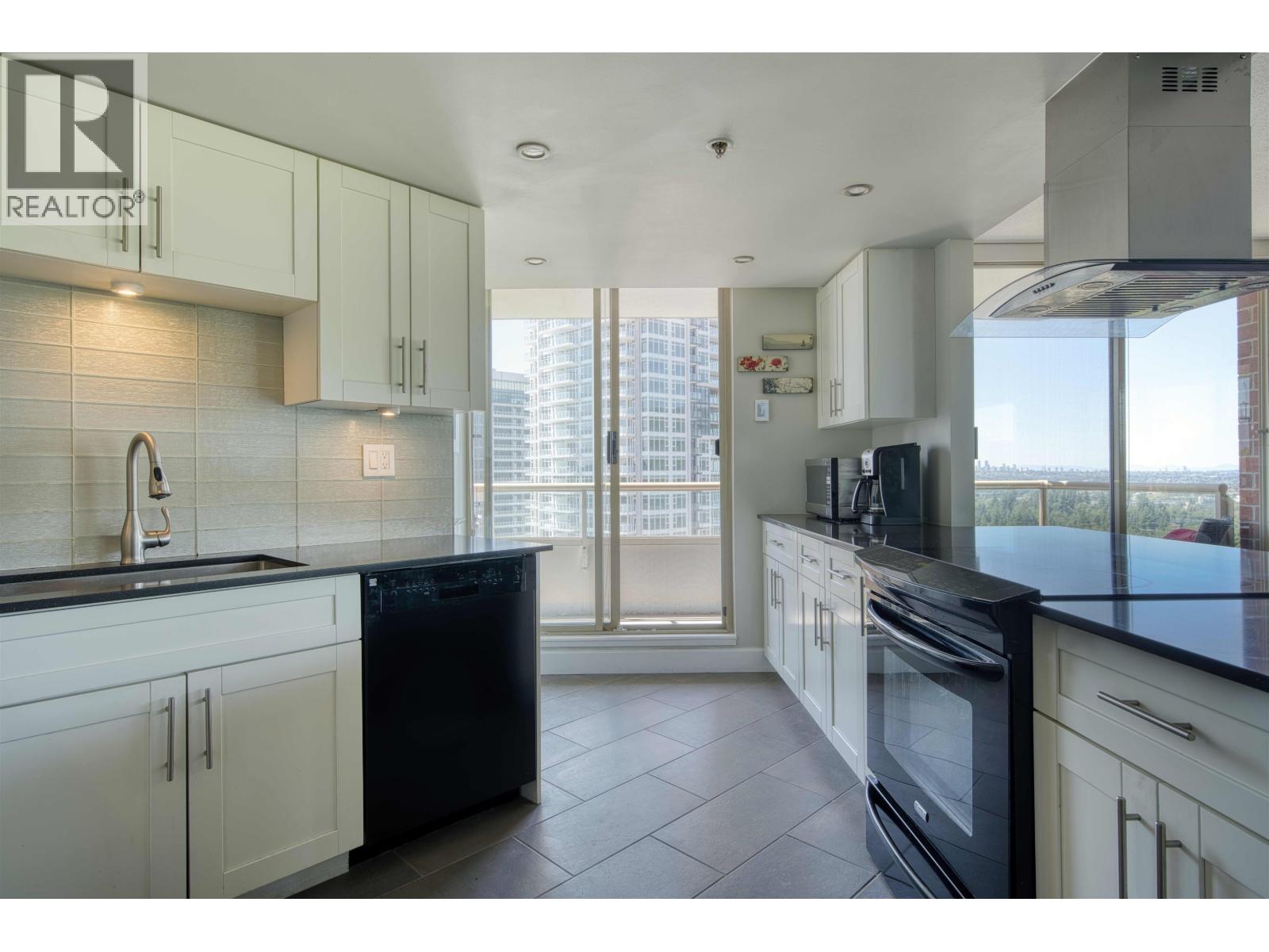 1704 738 Farrow Street, Coquitlam, British Columbia  V3J 7V4 - Photo 10 - R3025493