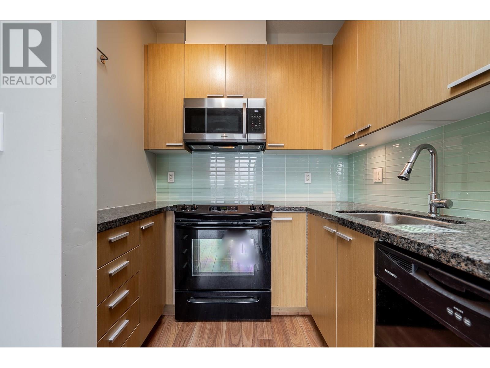 Ph16 5388 Grimmer Street, Burnaby, British Columbia  V5H 0B9 - Photo 7 - R3025508