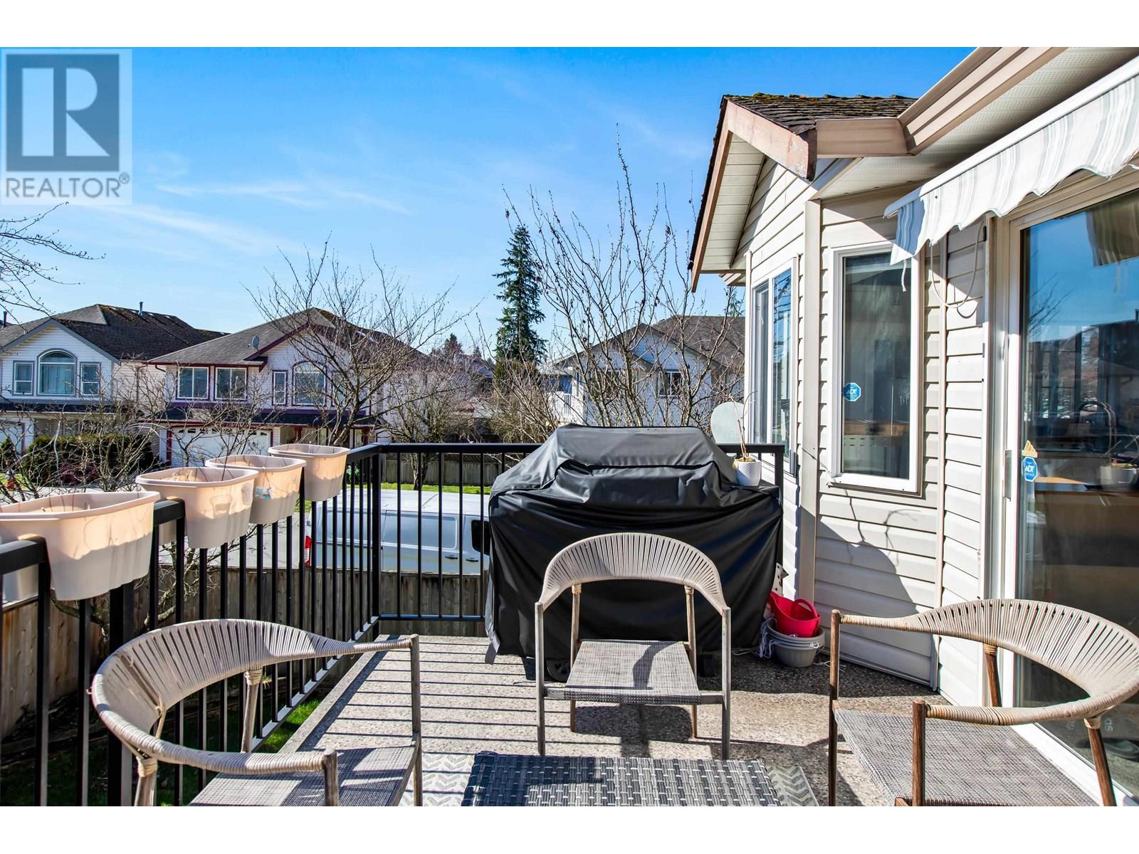 20660 Thorne Avenue, Maple Ridge, British Columbia  V2X 2K8 - Photo 35 - R3025529