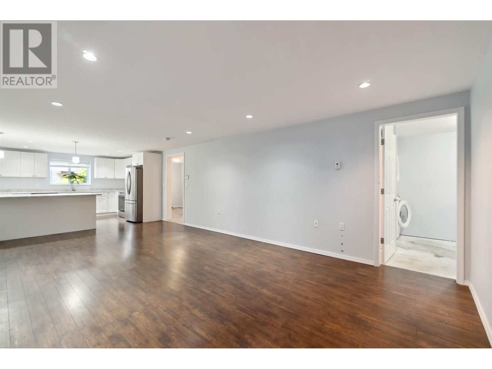 805 Foster Avenue, Coquitlam, British Columbia  V3J 2L8 - Photo 25 - R3025531