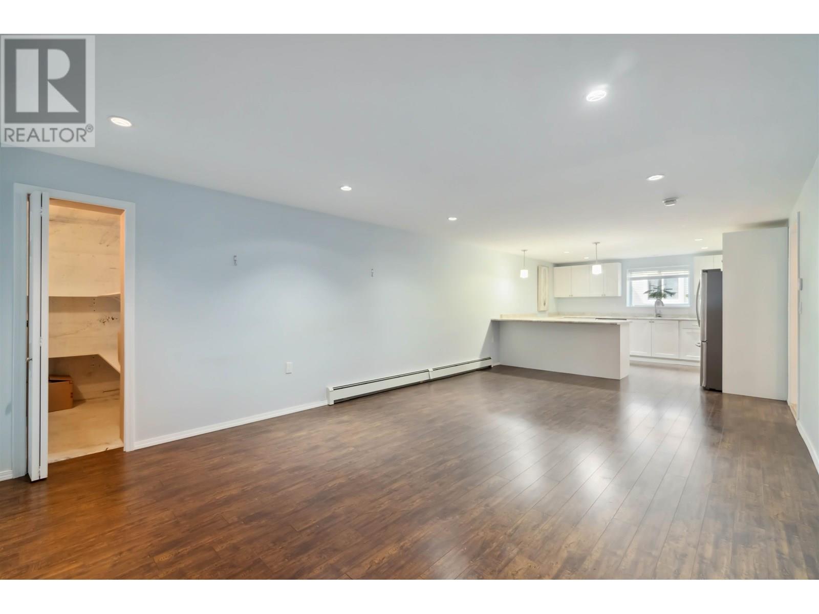 805 Foster Avenue, Coquitlam, British Columbia  V3J 2L8 - Photo 26 - R3025531