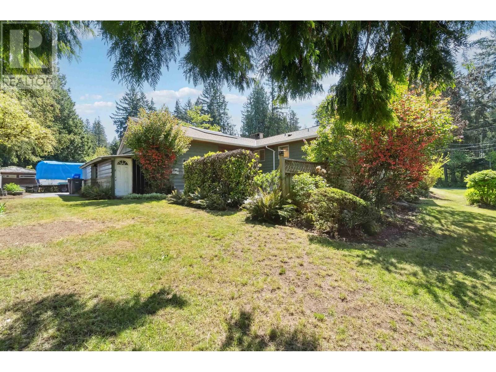805 Foster Avenue, Coquitlam, British Columbia  V3J 2L8 - Photo 38 - R3025531