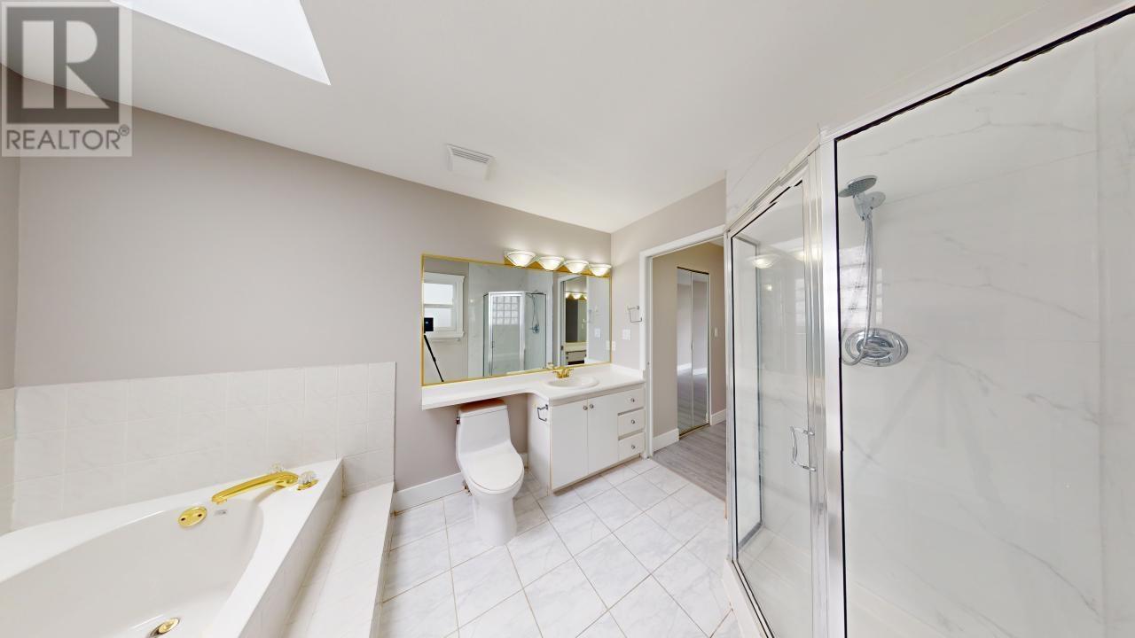 7563 Cariboo Road, Burnaby, British Columbia  V3N 4X2 - Photo 33 - R3025639