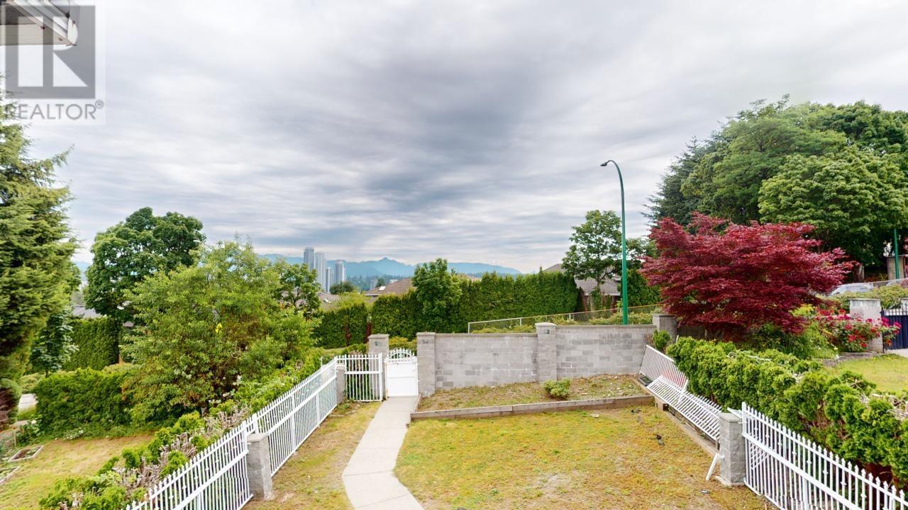 7563 Cariboo Road, Burnaby, British Columbia  V3N 4X2 - Photo 36 - R3025639