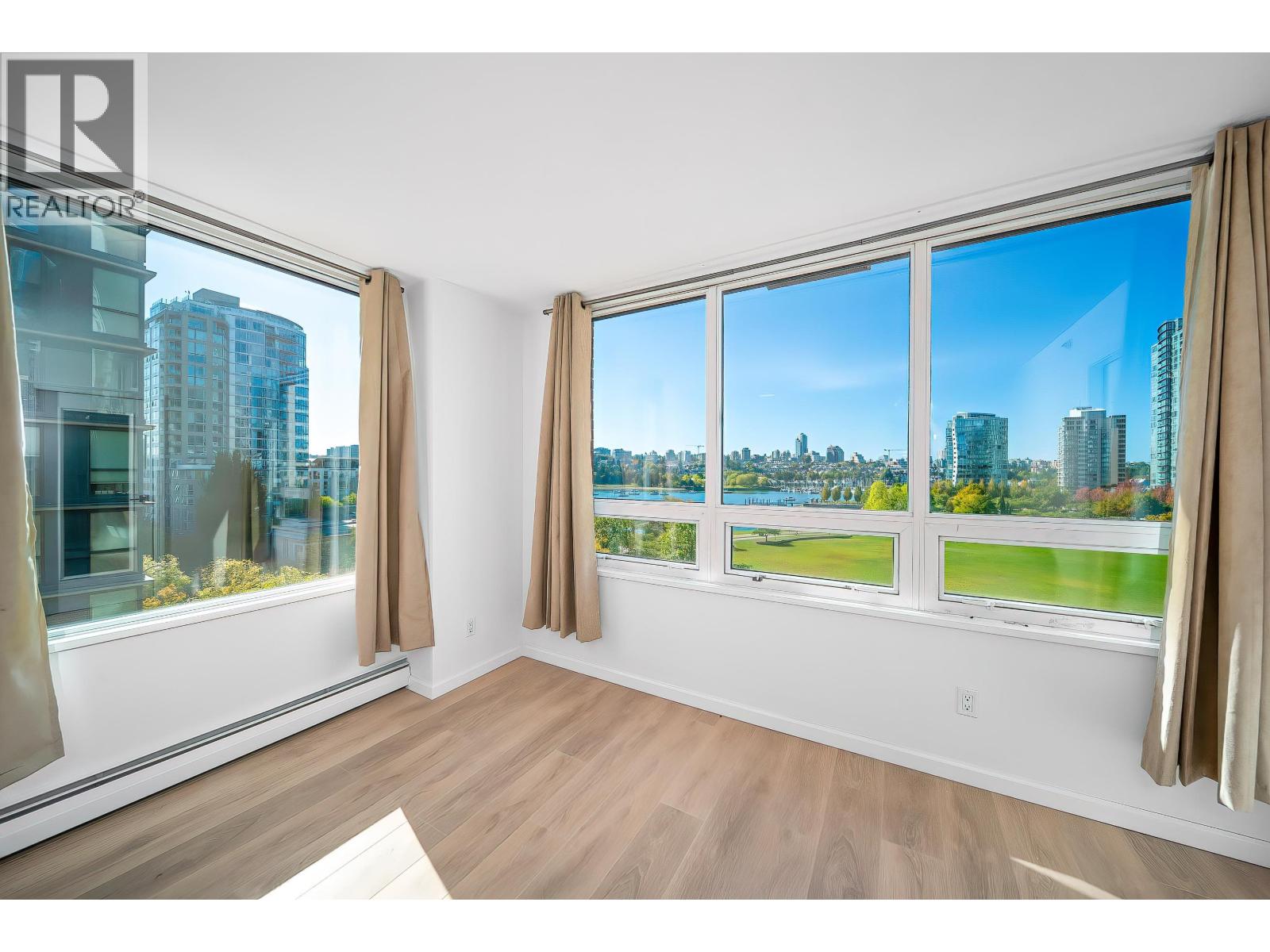 7* 199 Drake Street, Vancouver, British Columbia  V6Z 2R6 - Photo 11 - R3025432