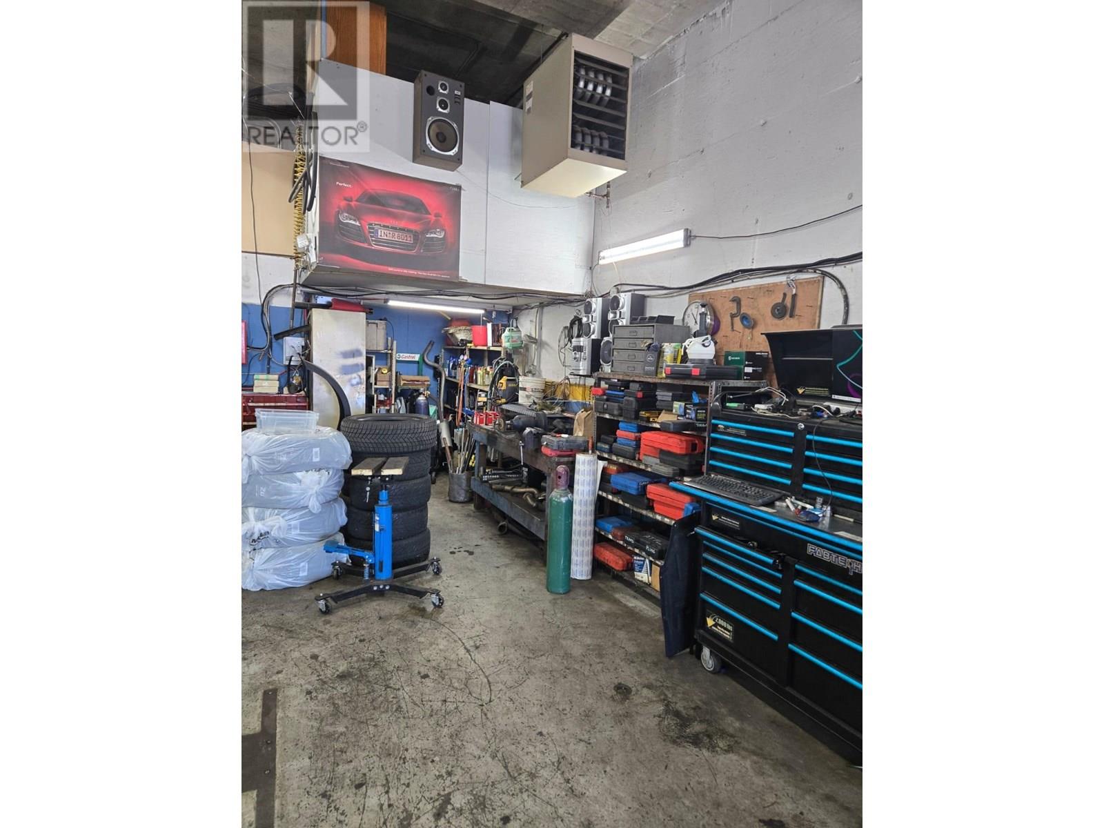 234 E Esplanade, North Vancouver, British Columbia  V7L 1A3 - Photo 15 - C8070677