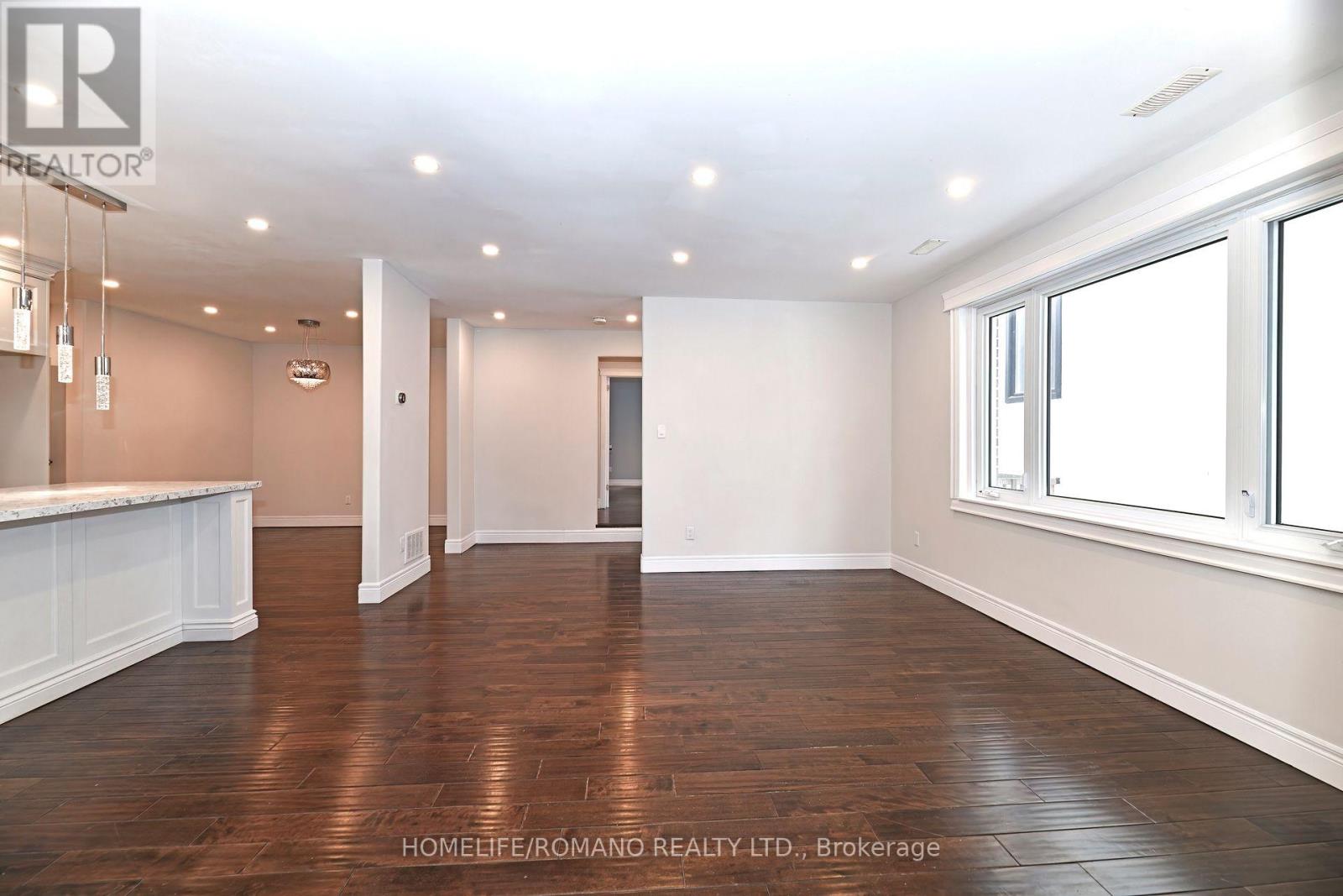 Property at 21 KING HIGH AVENUE image 3