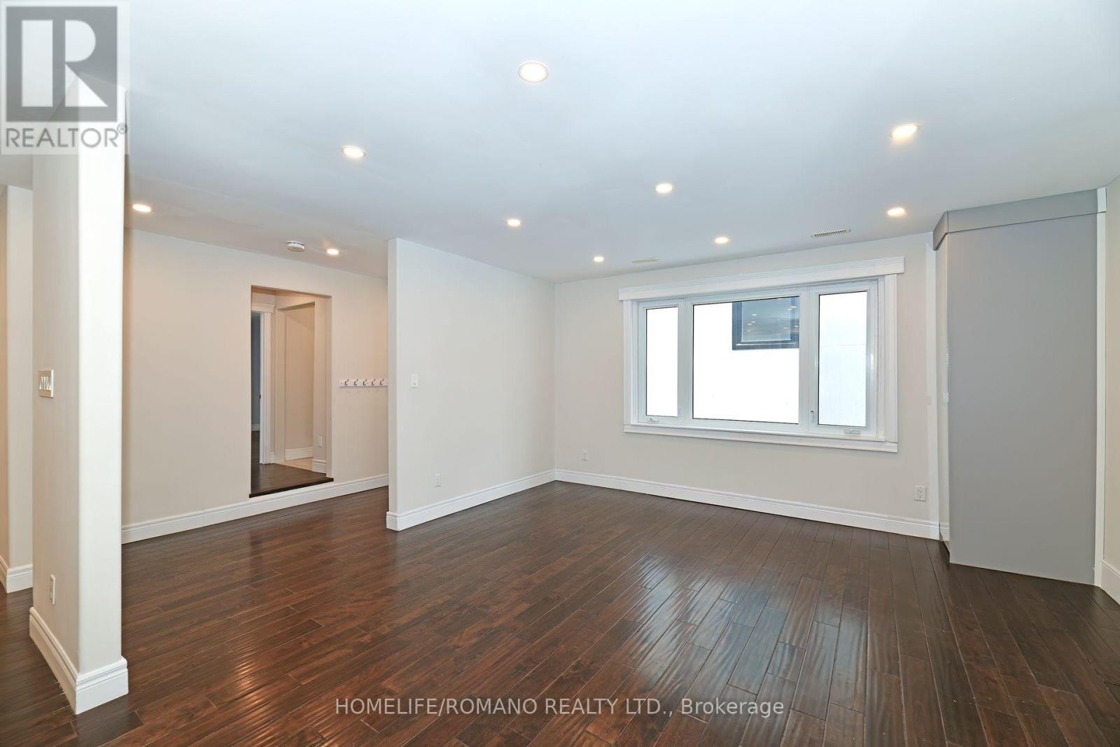 Property at 21 KING HIGH AVENUE image 4