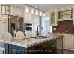 244 WATERLOO AVENUE, Toronto, Ontario