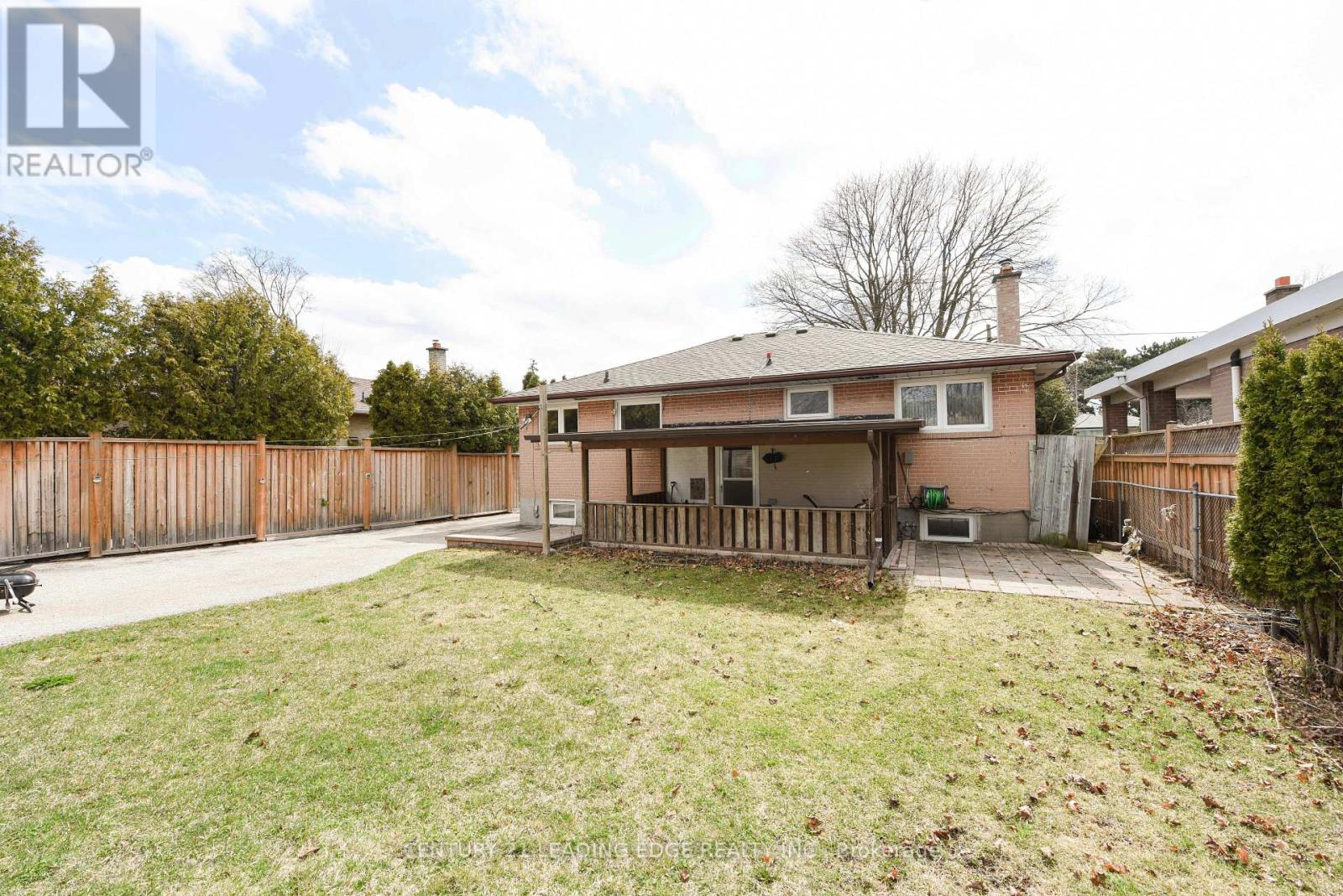 34 Paragon Road, Toronto, Ontario  M9R 1J8 - Photo 28 - W12276958