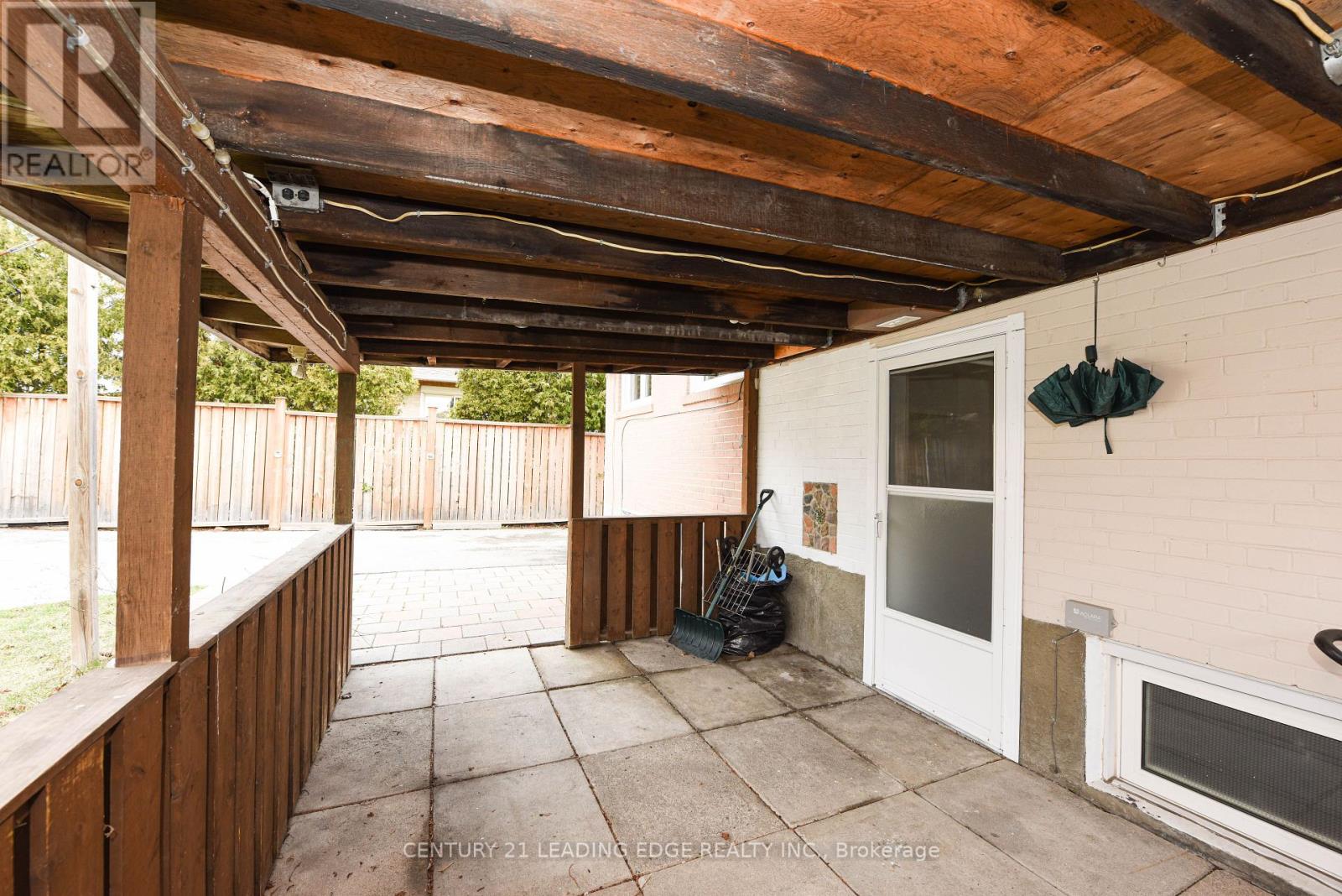 34 Paragon Road, Toronto, Ontario  M9R 1J8 - Photo 29 - W12276958