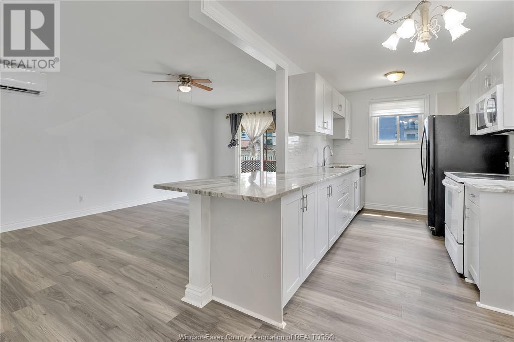 Property at 1388 COTTAGE PLACE image 3