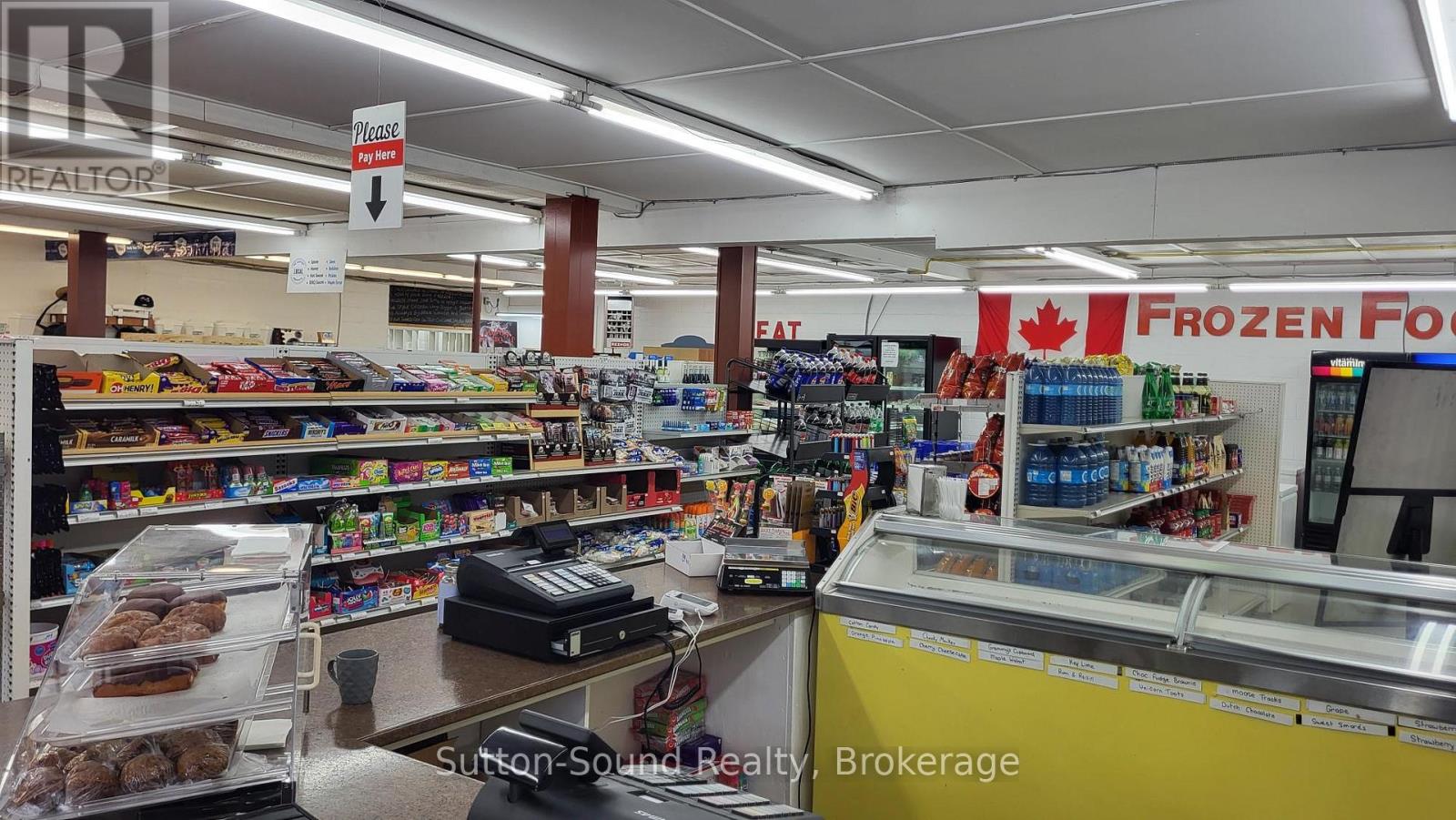 68 Sauble Falls Road, South Bruce Peninsula, Ontario  N0H 2G0 - Photo 14 - X12277250