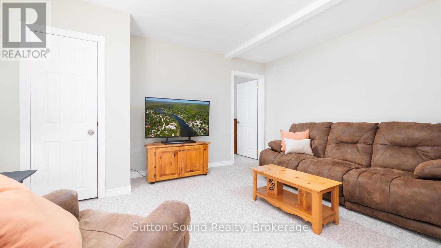 68 Sauble Falls Road, South Bruce Peninsula, Ontario  N0H 2G0 - Photo 39 - X12277250