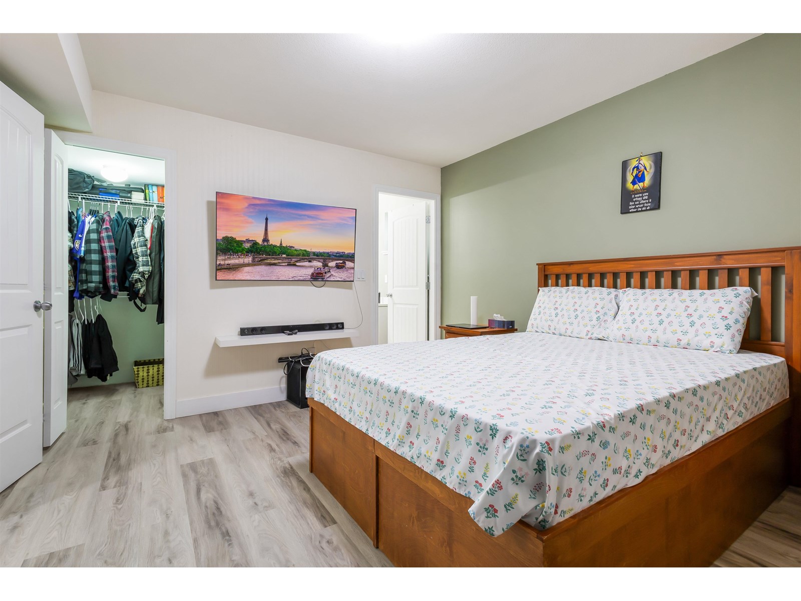 Property at 27016 35 AVENUE image 2