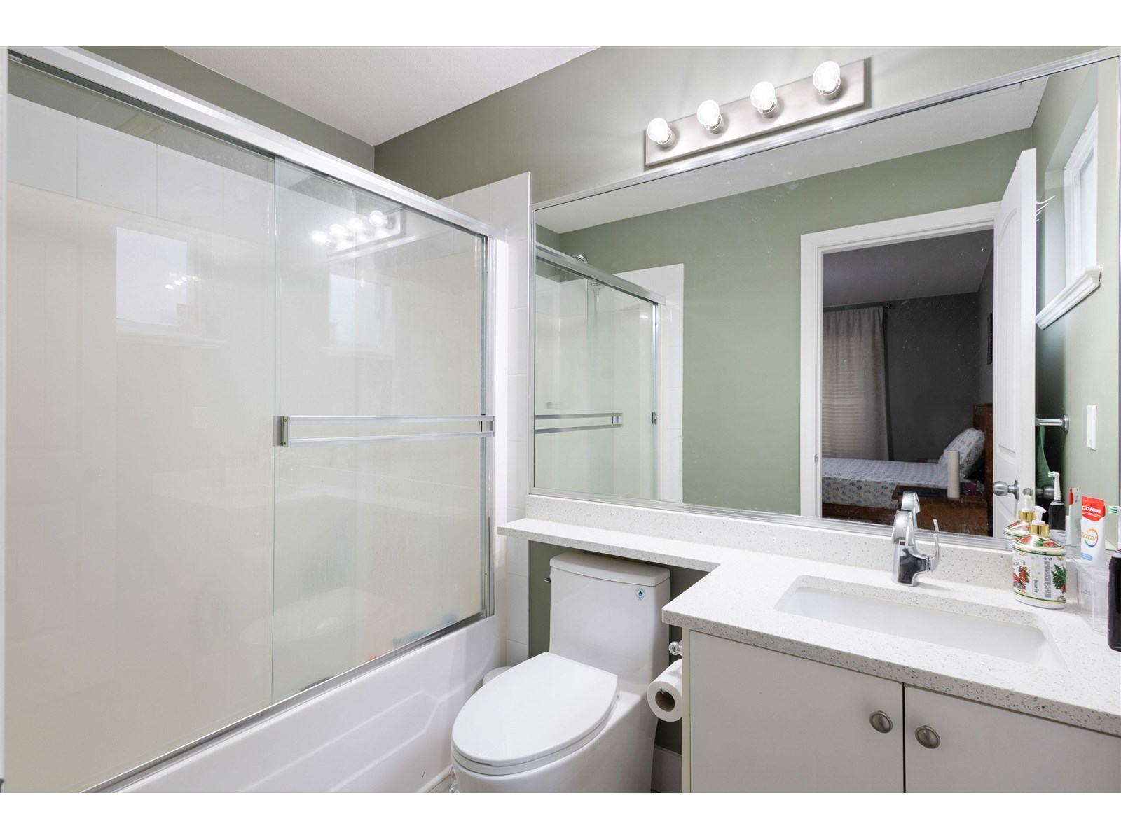 Property at 27016 35 AVENUE image 3