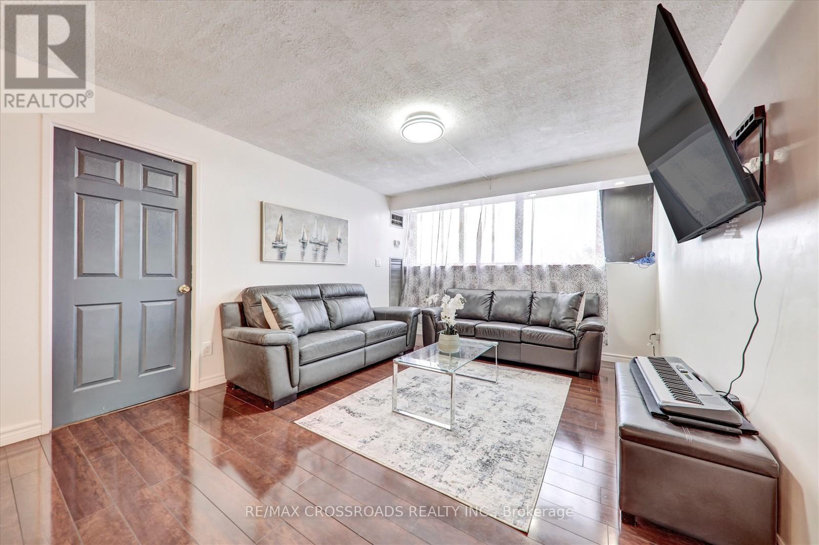 409 - 10 Tapscott Road, Toronto, Ontario  M1B 3L9 - Photo 11 - E12275738