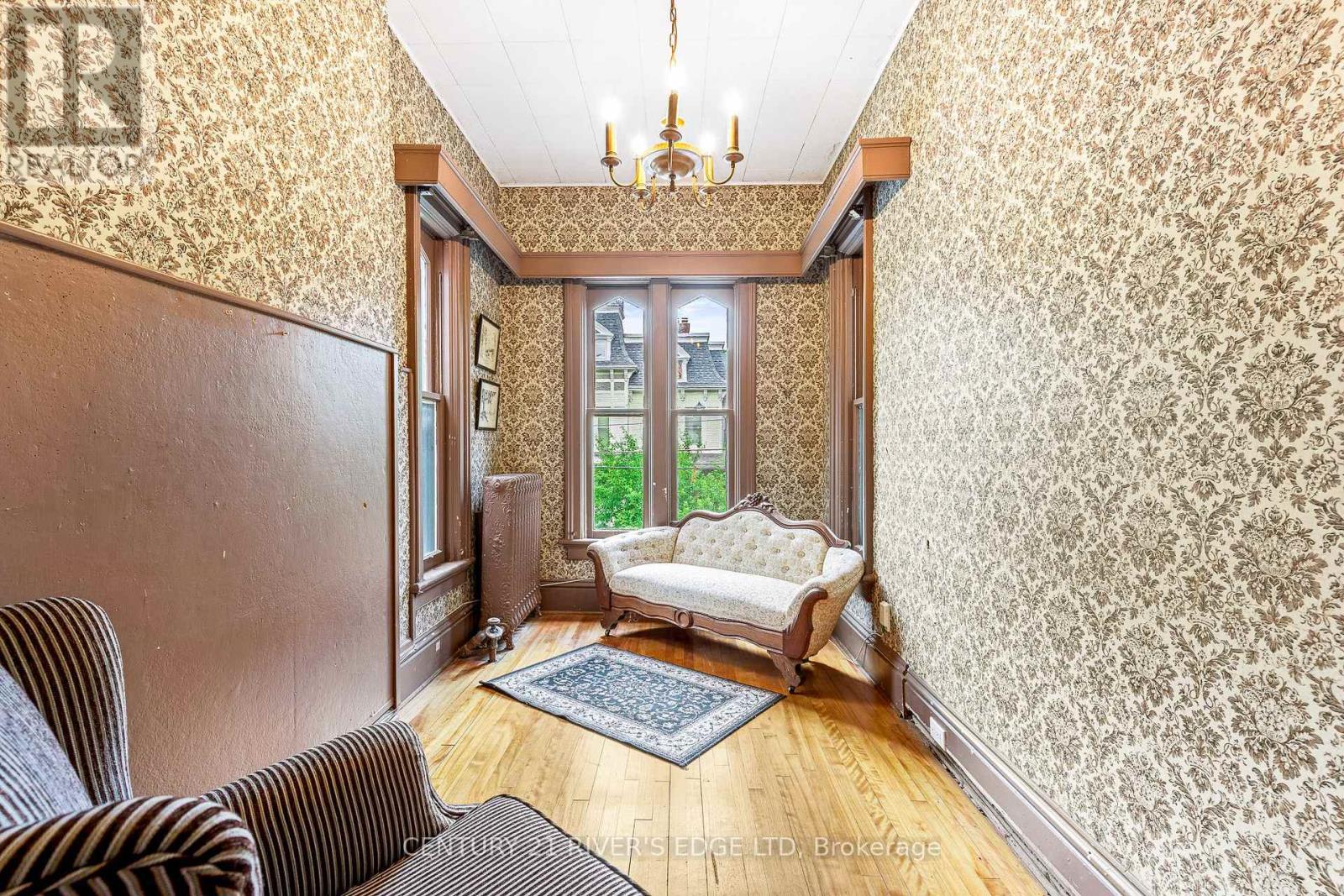 20 Sherwood Street, Brockville, Ontario  K6V 5M9 - Photo 39 - X12271159