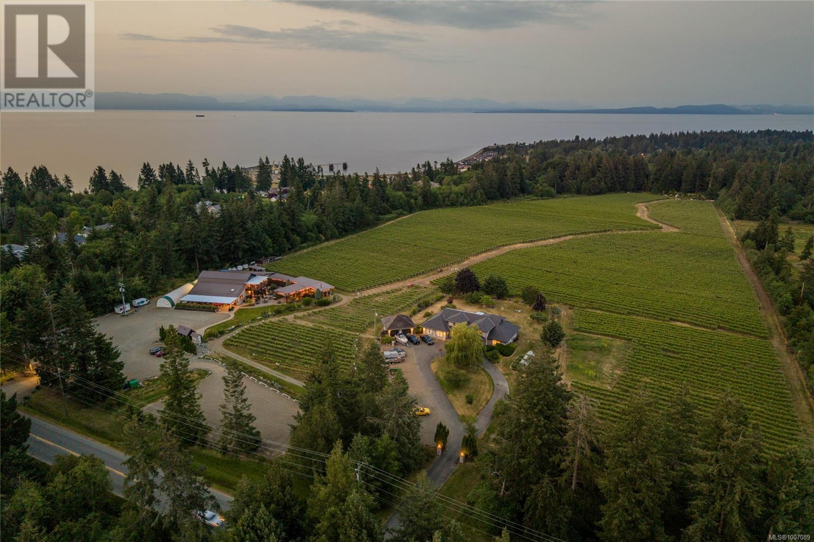 2400 Anderton Rd, Comox, British Columbia  V9M 8E5 - Photo 6 - 1007089