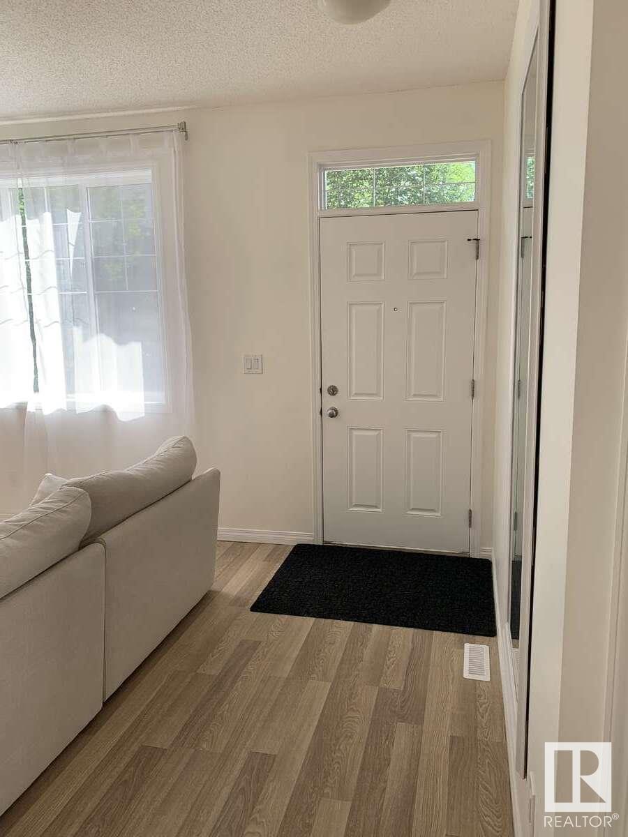 Property at #33 4821 TERWILLEGAR CM NW image 3