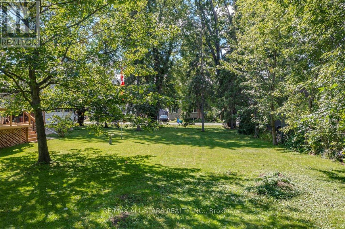 288 Woodycrest Avenue, Georgina, Ontario  L4P 2W2 - Photo 9 - N12277268