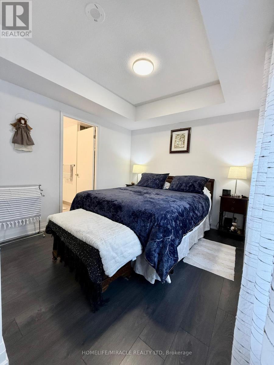 543 - 26 Gibbs Road, Toronto, Ontario  M9B 0E3 - Photo 16 - W12277202