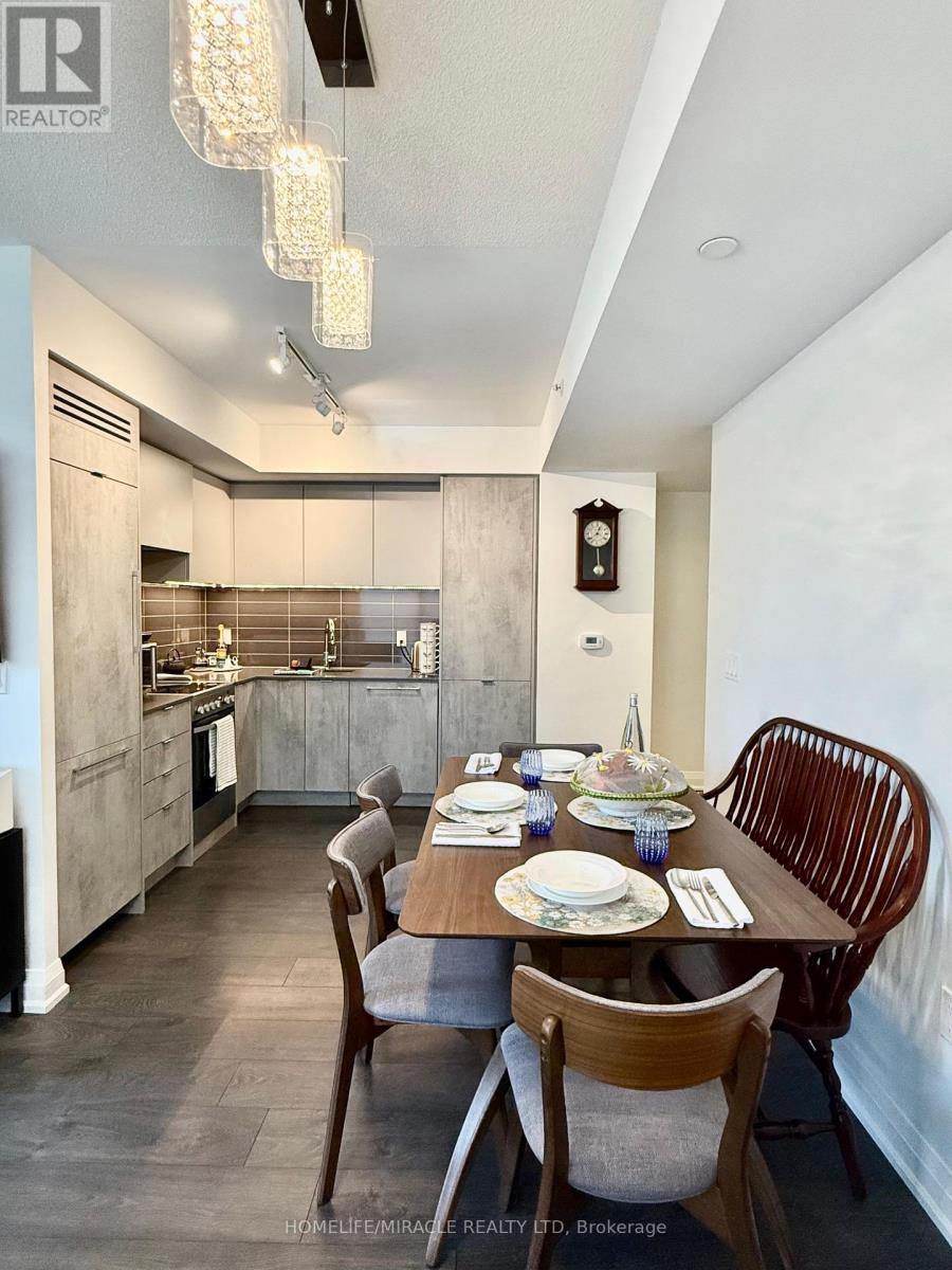 543 - 26 Gibbs Road, Toronto, Ontario  M9B 0E3 - Photo 18 - W12277202