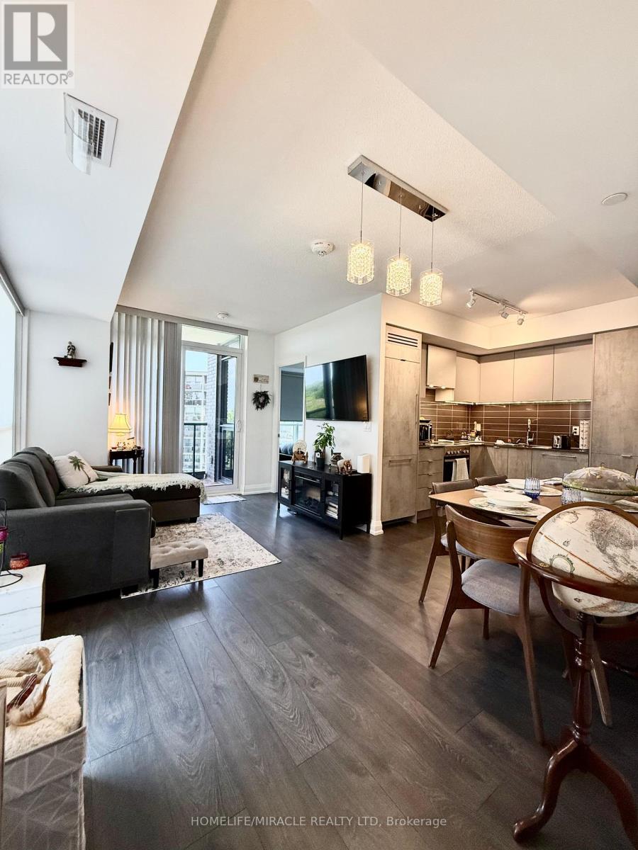 543 - 26 Gibbs Road, Toronto, Ontario  M9B 0E3 - Photo 33 - W12277202