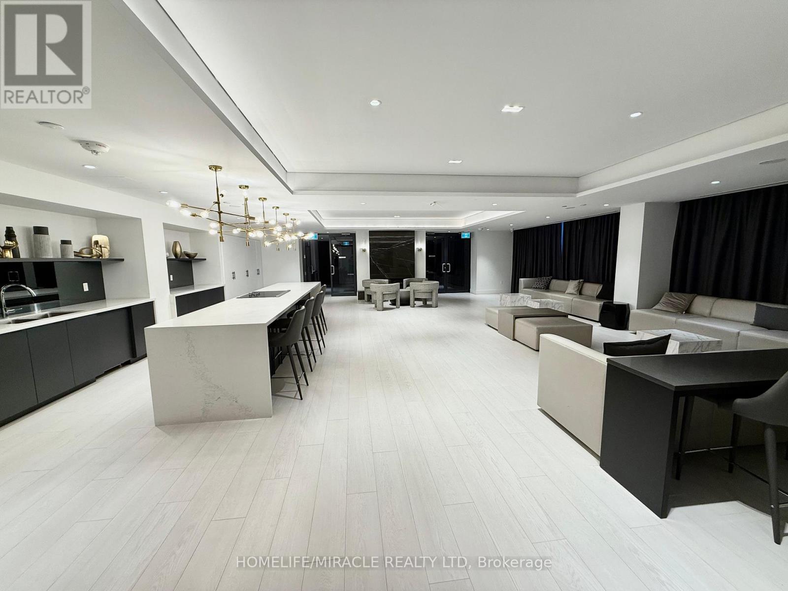543 - 26 Gibbs Road, Toronto, Ontario  M9B 0E3 - Photo 44 - W12277202