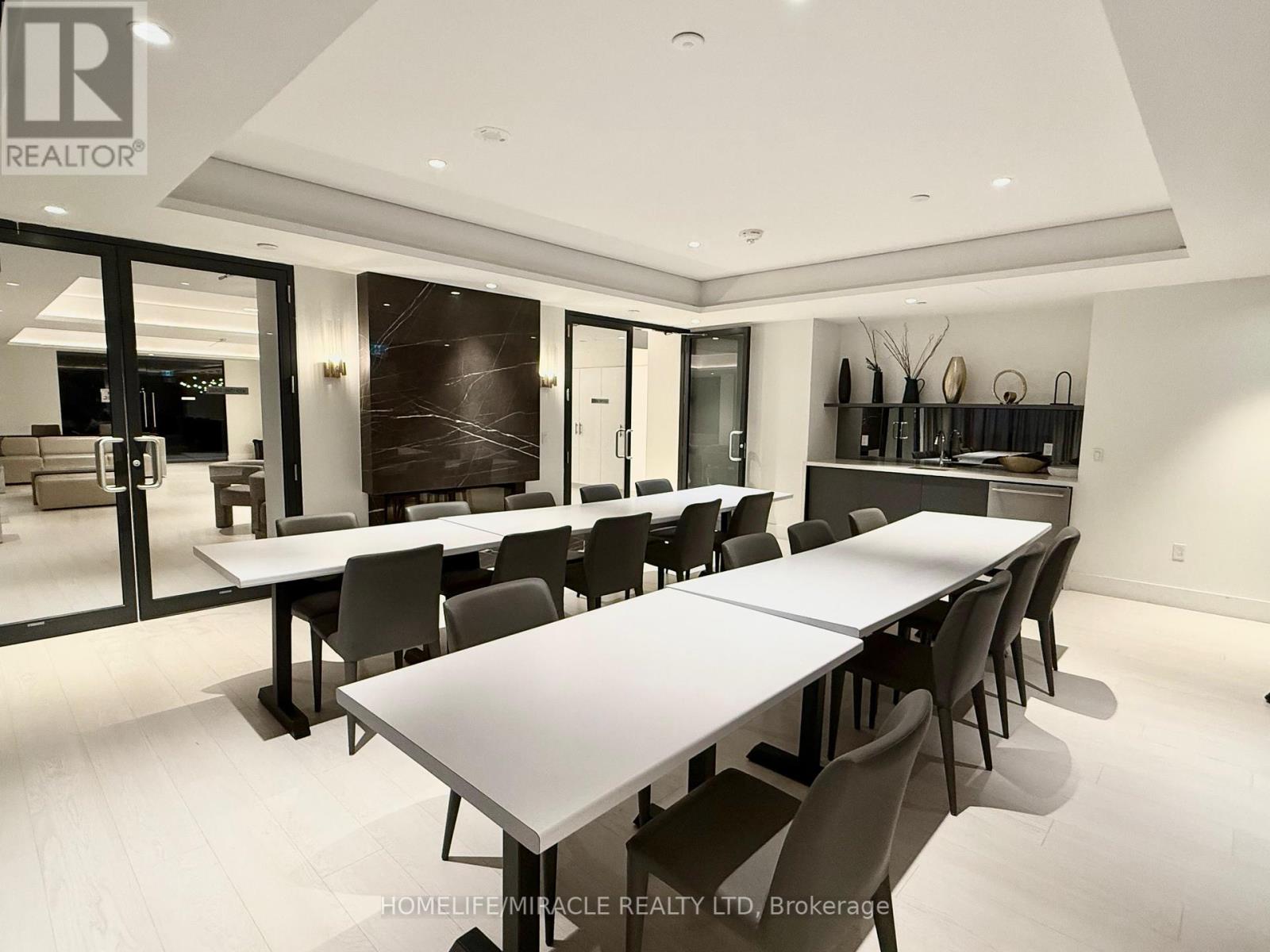 543 - 26 Gibbs Road, Toronto, Ontario  M9B 0E3 - Photo 45 - W12277202