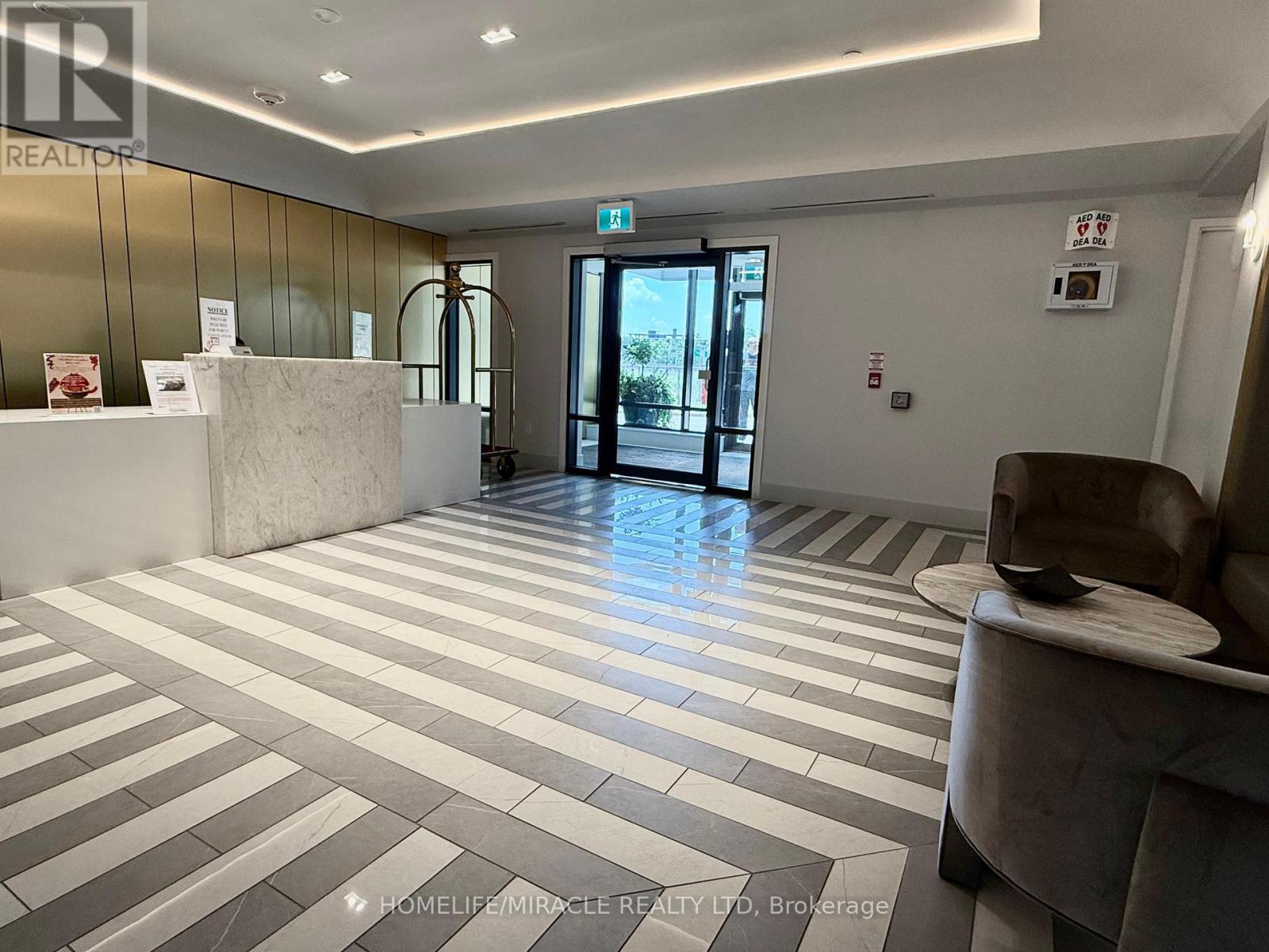 543 - 26 Gibbs Road, Toronto, Ontario  M9B 0E3 - Photo 48 - W12277202