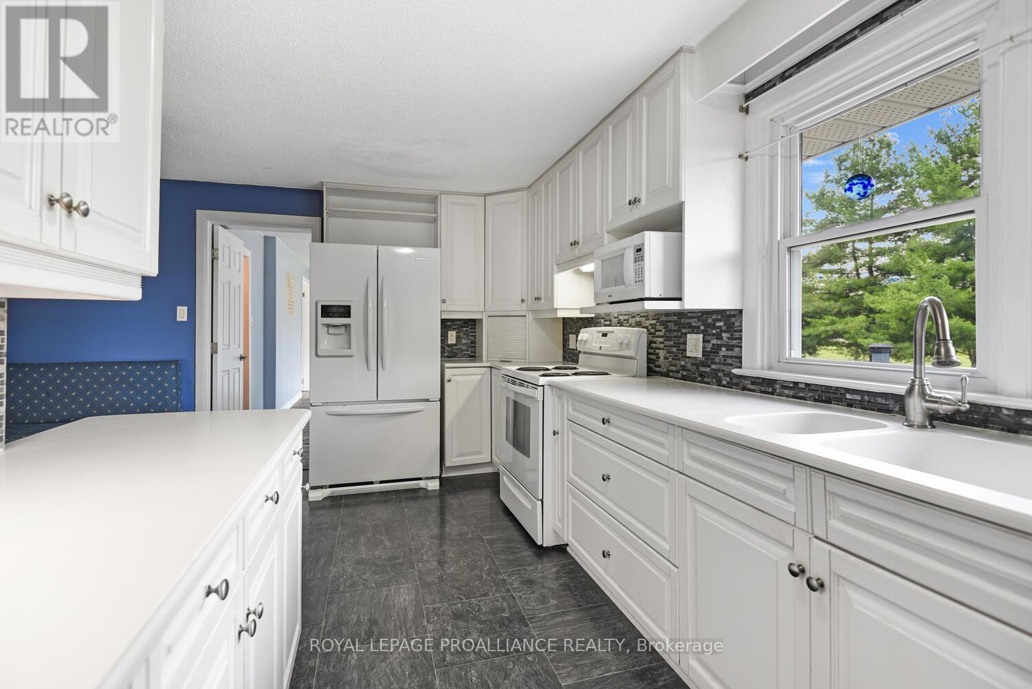 7079 County Road 44 Road, Edwardsburgh/cardinal, Ontario  K0E 1X0 - Photo 12 - X12277355